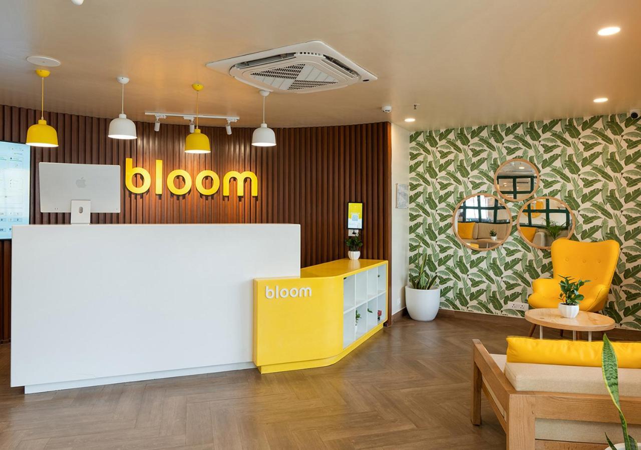 Bloom Hotel Financial District Гайдарабад Екстер'єр фото